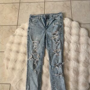 American Eagle Outfitters Light Blue Distressed Skinny Jeans
